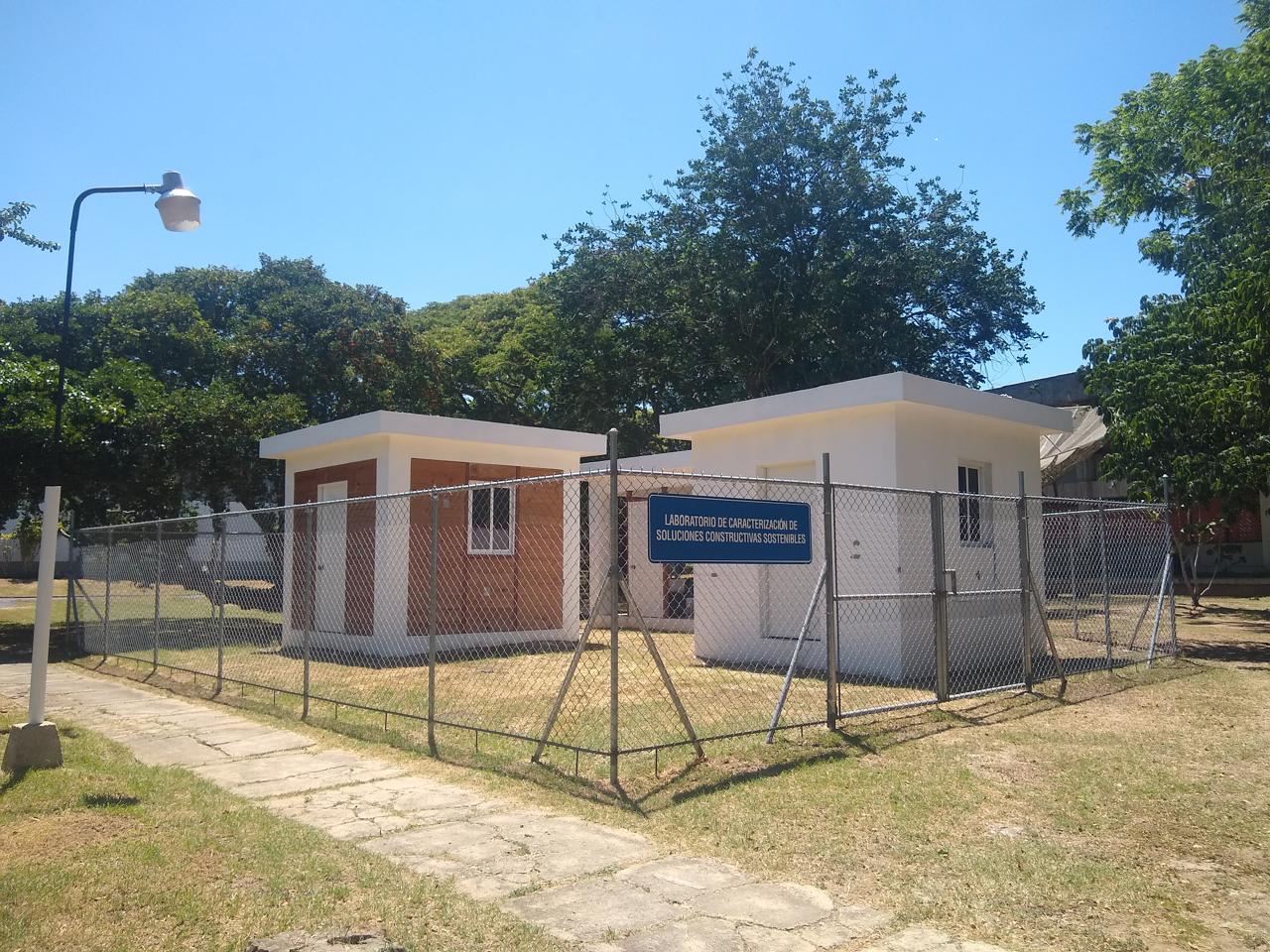 M&oacute;dulos exteriores del laboratorio CSTI en Santiago